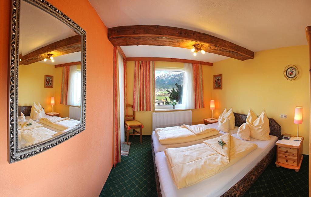 Romantik Aparthotel Sonnleitn St. Johann in Tirol Szoba fotó